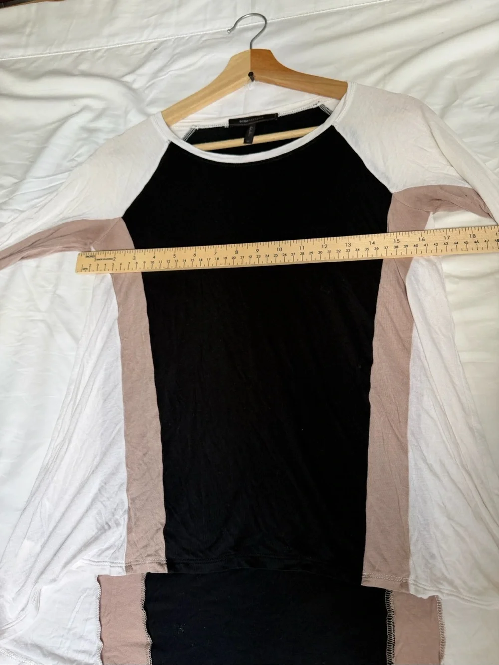 BCBGMaxAzria Black, White & Taupe Colorblock Long-Sleeve Tee
